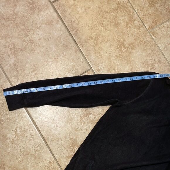 Black sweatshirt - Picture 3 of 4